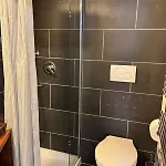 Lakeview Villa, Terrace And Garage 别墅 *
