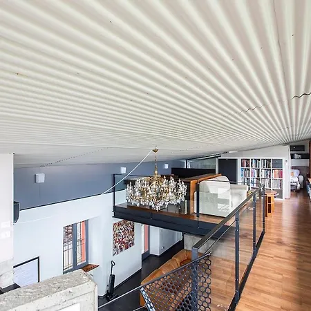 Lakeview Villa, Terrace And Garage וילה *