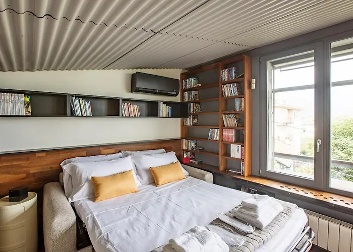 Lakeview Villa, Terrace And Garage