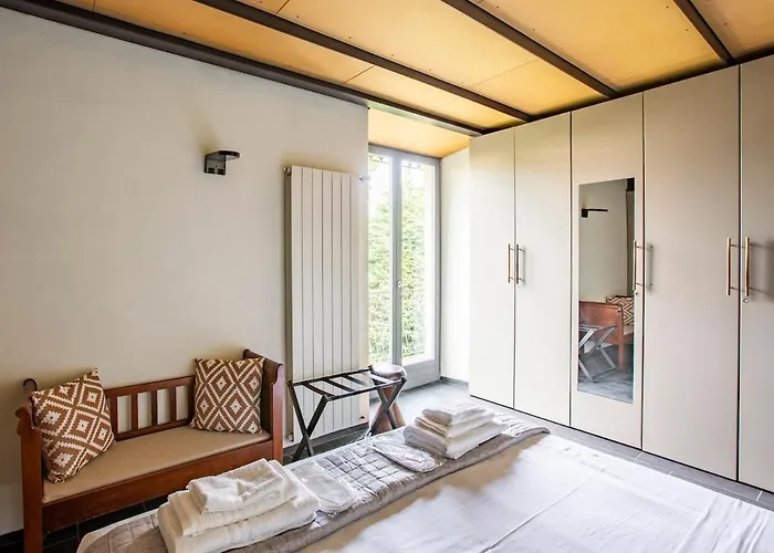 Lakeview Villa, Terrace And Garage *