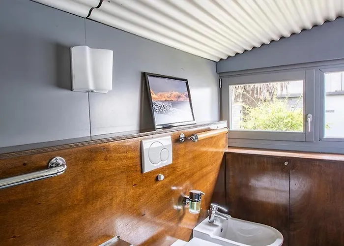 Lakeview Villa, Terrace And Garage 斯特雷萨