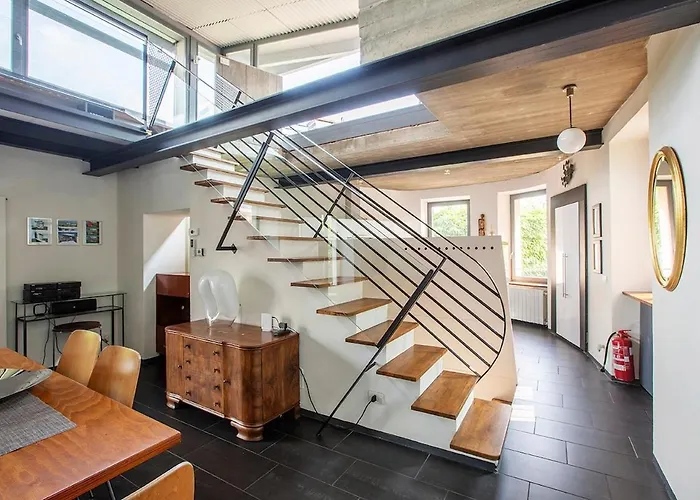 Lakeview Villa, Terrace And Garage