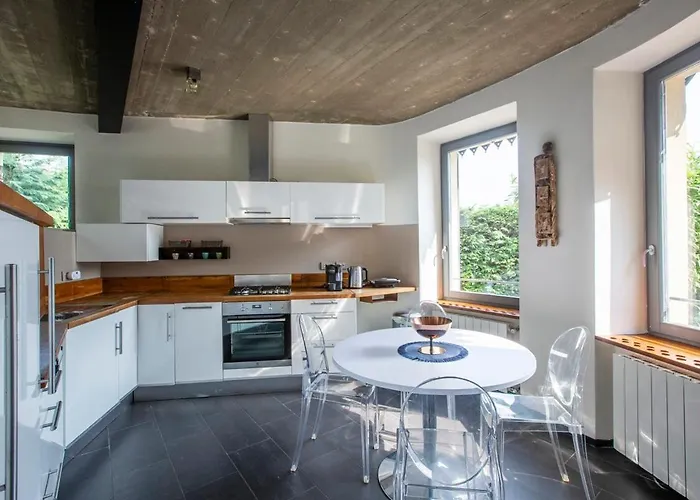 Βίλα Lakeview Villa, Terrace And Garage