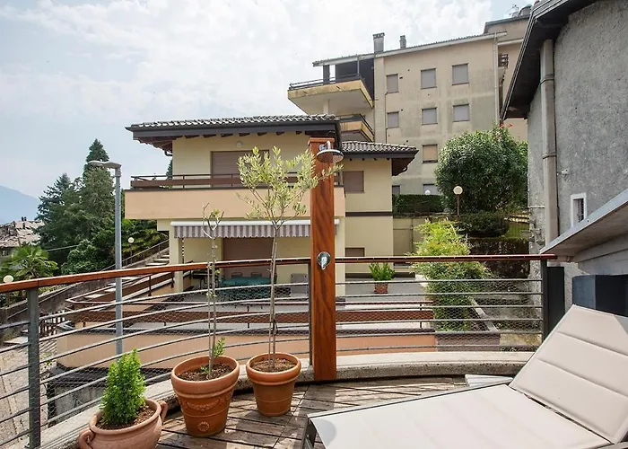 Βίλα Lakeview Villa, Terrace And Garage *