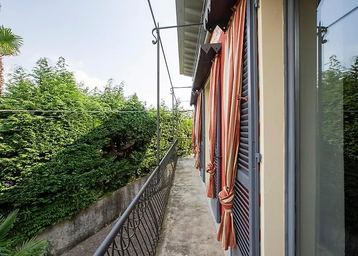 Lakeview Villa, Terrace And Garage Βίλα *